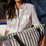 Grey Stripes Bolso de Viaje Mediano