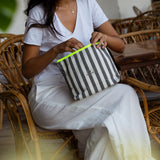 Grey Stripes Neceser Mujer