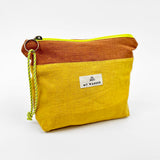 Sac moyen en lin moutarde + <tc>Trousse de Toilette</tc>