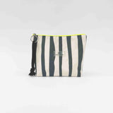 Paris <tc>Trousse de Toilette</tc> Femme répulsive