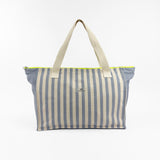 Bolsa de viagem média das <tc>Navy Stripes</tc>